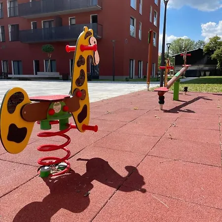 Prestiżowy Glam Tęczowa 31a *